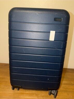 Away Navy Blue Textured Hardshell Carry-On